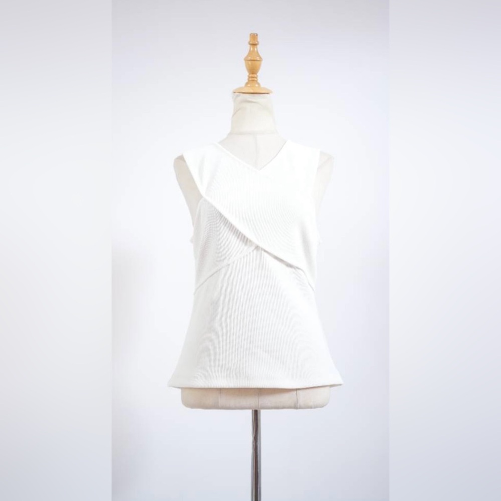 H& M White Criss Cross Halter Top - XL